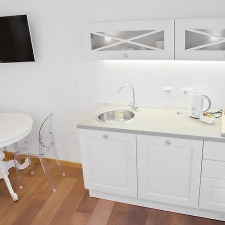 Residenza Cantore 2* فيرونا